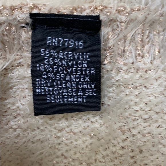 Akemi + Kin Eyelash Gold Leaf Lara Poncho - Picture 12 of 12